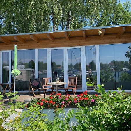 Tiny House Oder Ferienwohnung Auf Der Sunset Marina Berlin Dış mekan fotoğraf