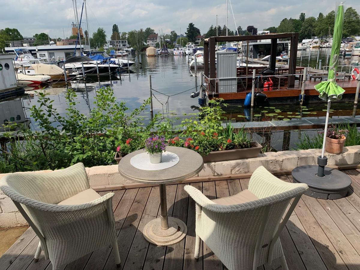 Tiny House Oder Ferienwohnung Auf Der Sunset Marina Berlin Dış mekan fotoğraf
