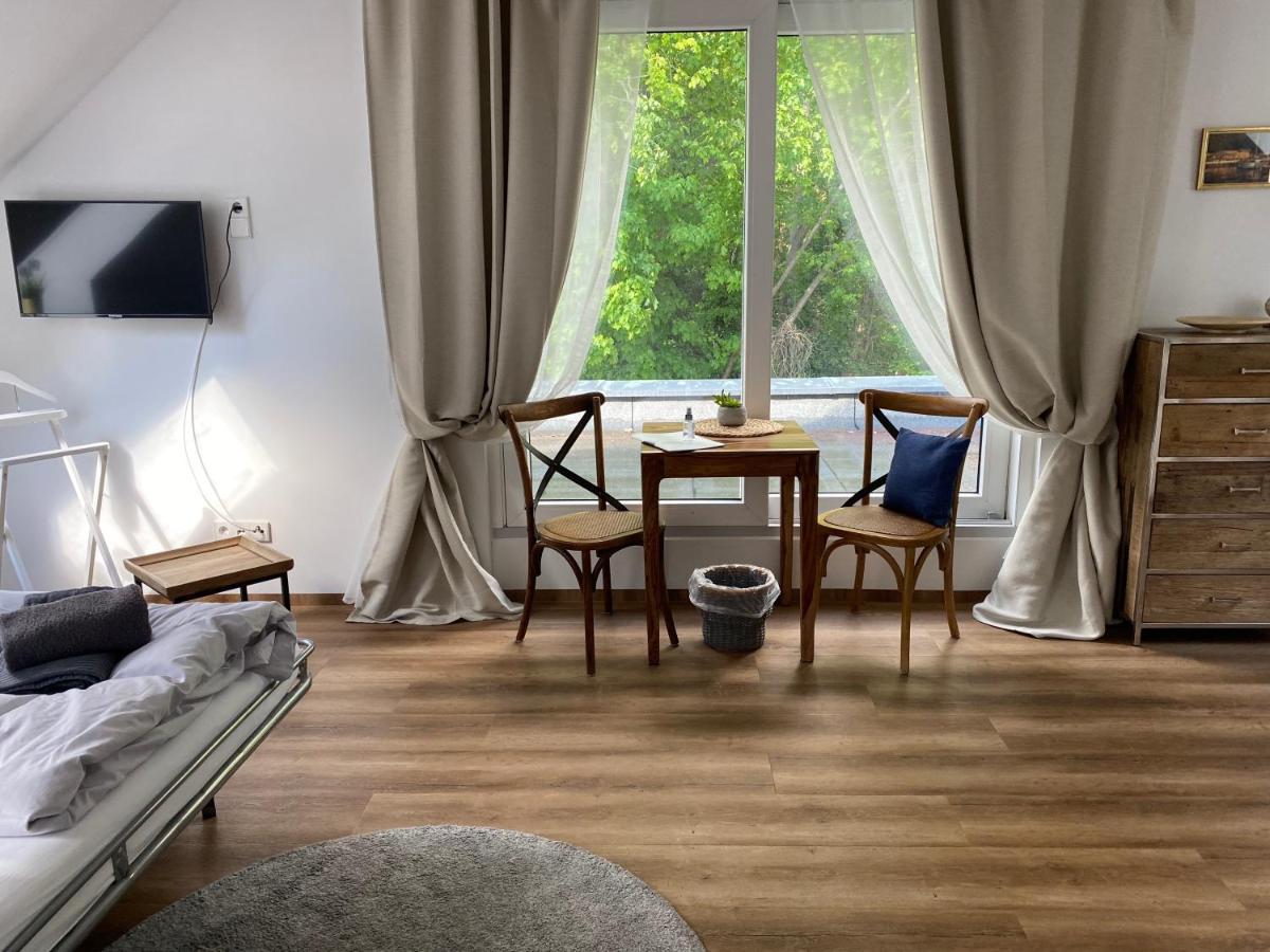 Tiny House Oder Ferienwohnung Auf Der Sunset Marina Berlin Dış mekan fotoğraf
