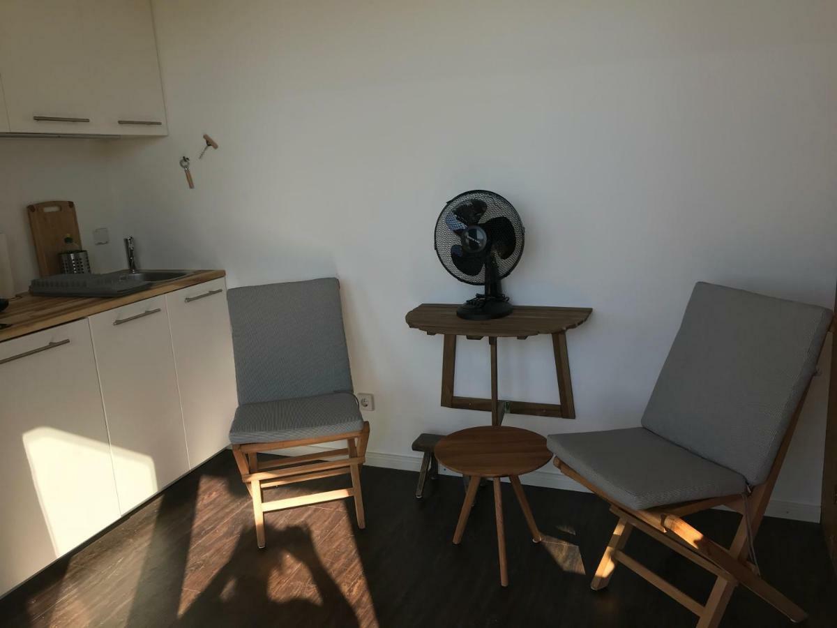 Tiny House Oder Ferienwohnung Auf Der Sunset Marina Berlin Dış mekan fotoğraf
